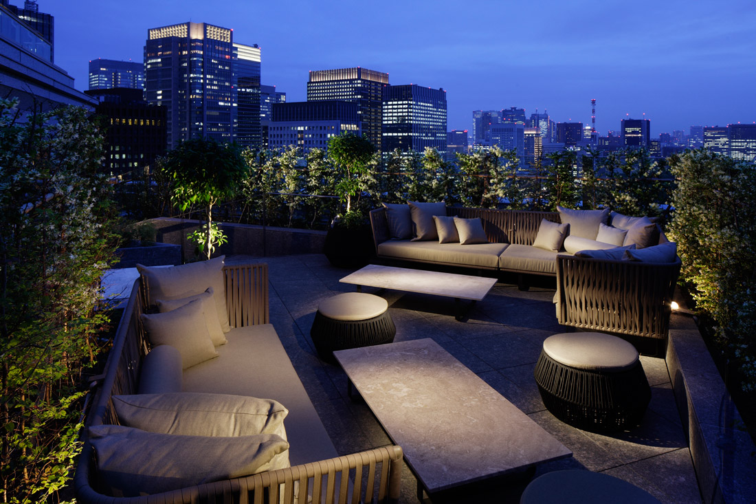 Club Lounge Terrace