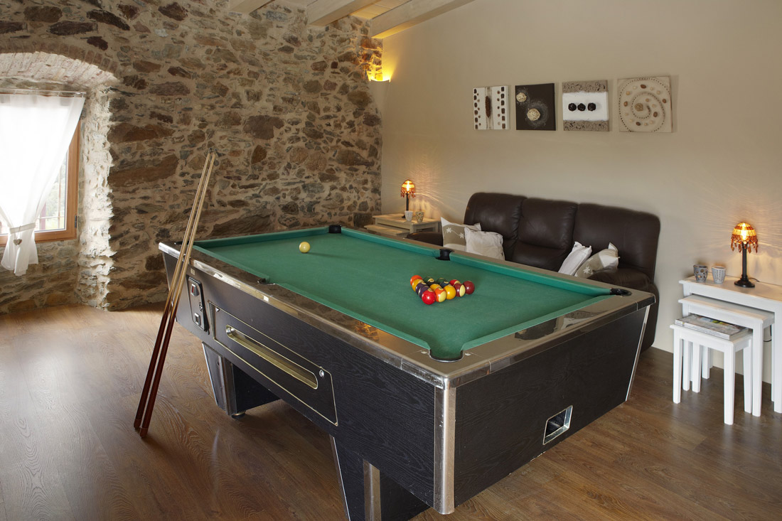 Snooker table